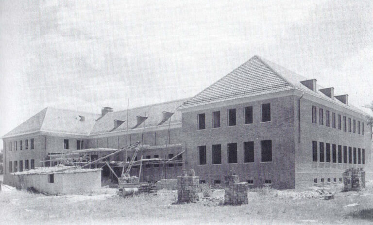 Rohbau des Stadtkulturhauses "Haus der Werktätigen" in Genthin